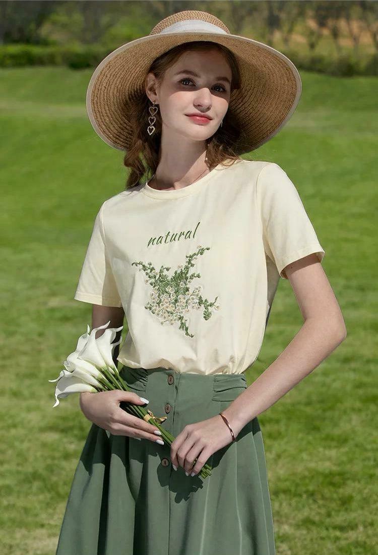 Charming Cottagecore Natural Tee - Y2K Baby Tee for Aesthetic Outfits & Fashion Trends