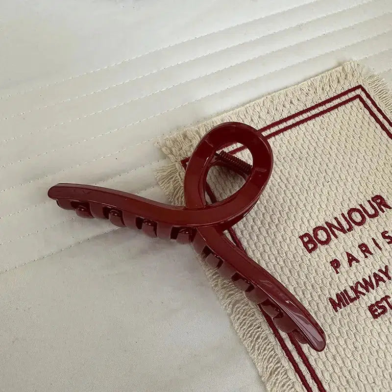 Chic Coffee Hair Claws for Y2K Style - Trendy Cottagecore Hair Accessories & Aesthetic Clips