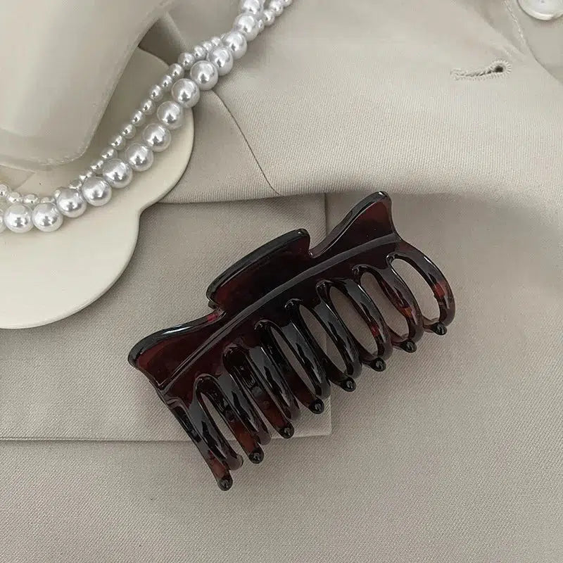 Chic Coffee Hair Claws for Y2K Style - Trendy Cottagecore Hair Accessories & Aesthetic Clips