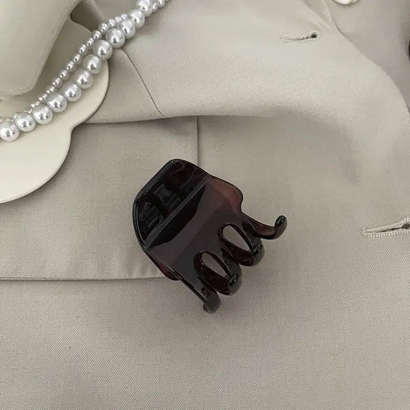 Chic Coffee Hair Claws for Y2K Style - Trendy Cottagecore Hair Accessories & Aesthetic Clips