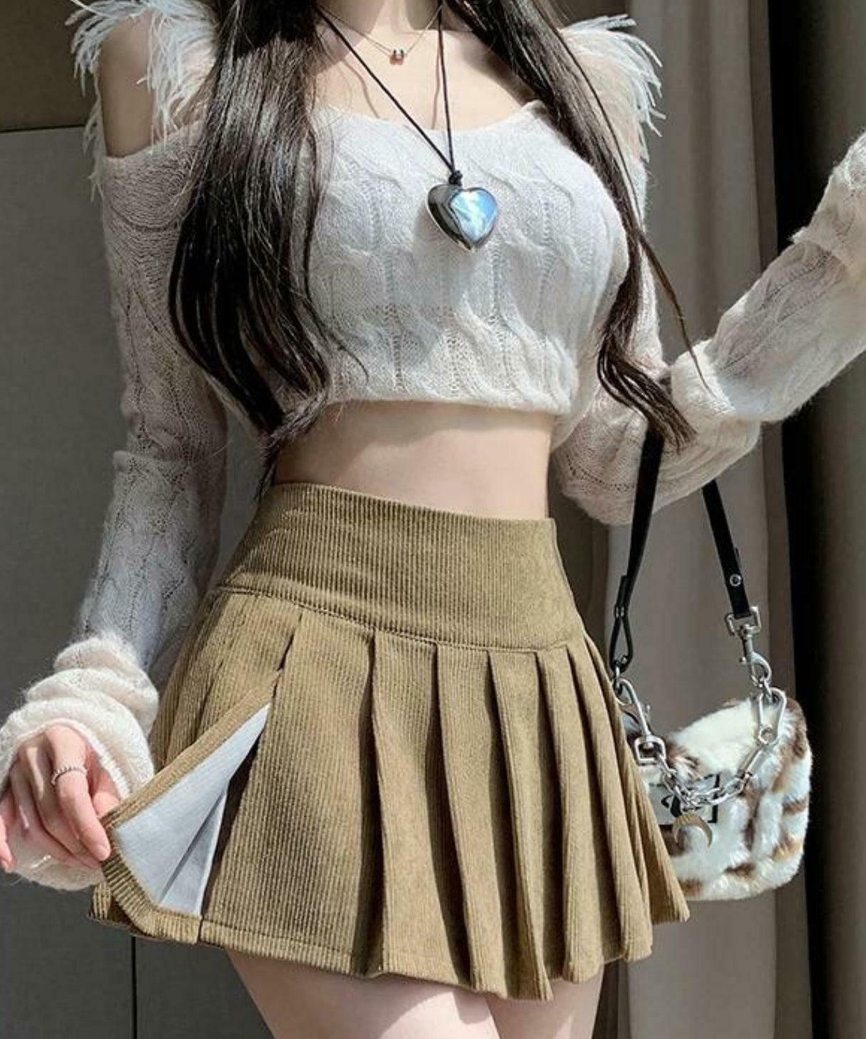 Chic Light Academia Mini Skort in Dark Colors - Y2K Vintage Style for Effortless Outfits