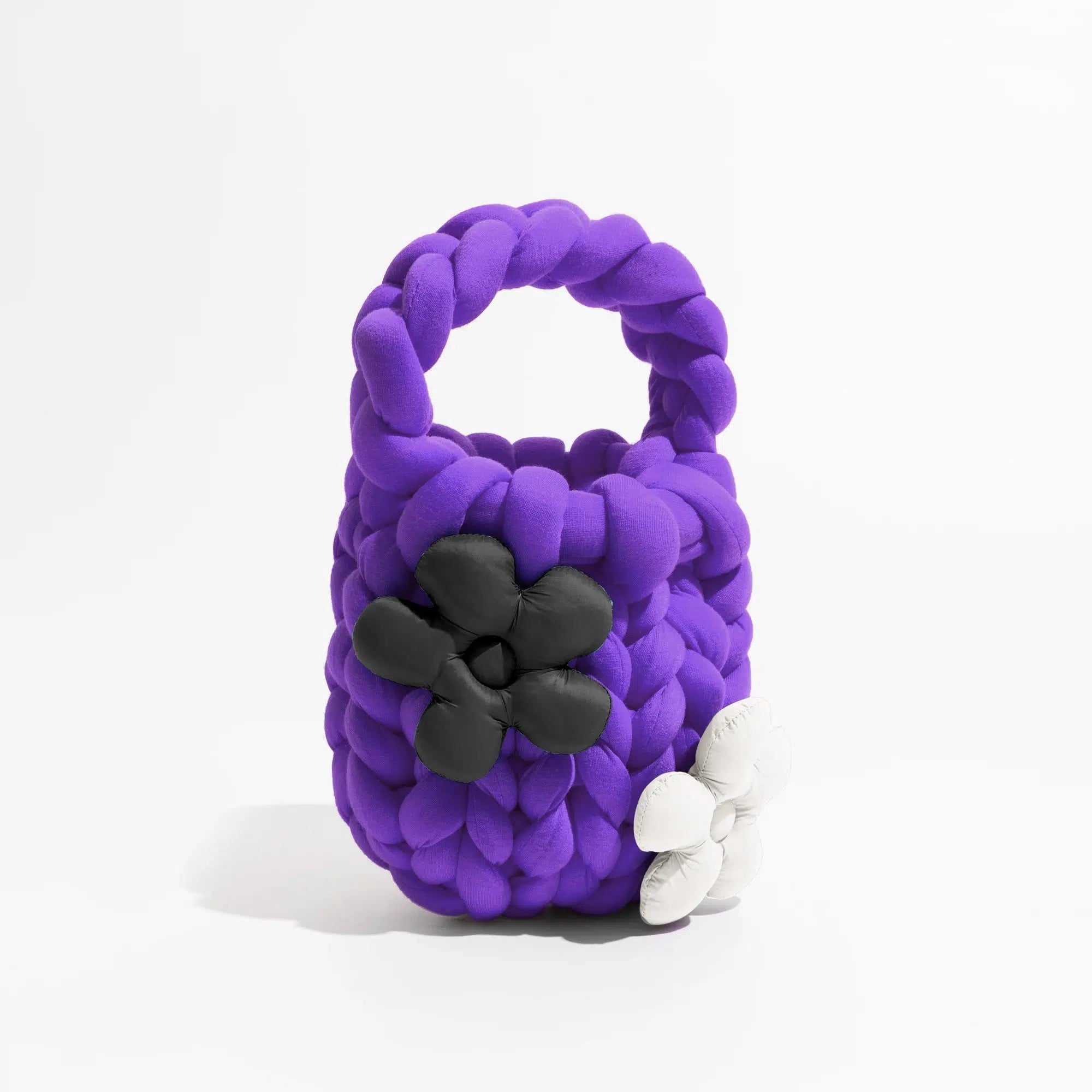 Chic Y2K Style Super Bulky Yarn Handbag - Trendy Minimalist Accessory for Cottagecore Vibes