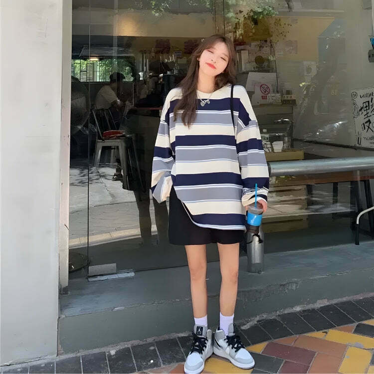 Vintage Casual Striped Sweatshirt - Trendy Oversized Aesthetic with Cozy Corduroy Fabric